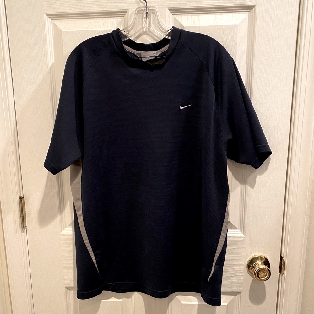 Nike Athletic Short Sleeve Shirt